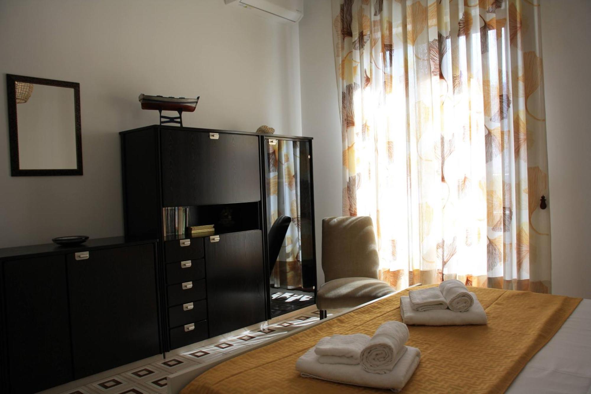 Archimede Lounge Apartman Cefalù Kültér fotó